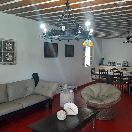Casa 5 Quartos, Ampla, A 100 Metros Da Praia. Amigos E Familia Sao Bem Vindos A Essa Casa. Venha Viver Momentos Inesqueciveis Aqui. Guarapari Bagian luar foto