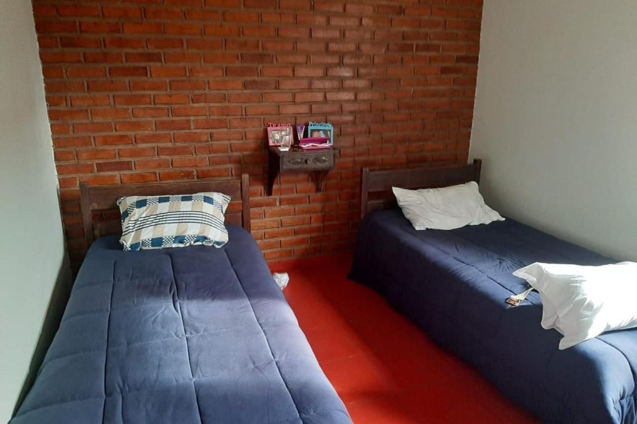 Casa 5 Quartos, Ampla, A 100 Metros Da Praia. Amigos E Familia Sao Bem Vindos A Essa Casa. Venha Viver Momentos Inesqueciveis Aqui. Guarapari Bagian luar foto
