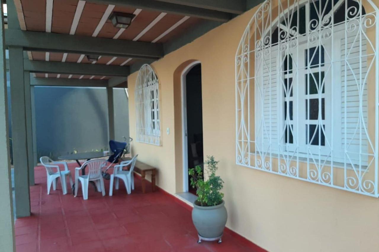 Casa 5 Quartos, Ampla, A 100 Metros Da Praia. Amigos E Familia Sao Bem Vindos A Essa Casa. Venha Viver Momentos Inesqueciveis Aqui. Guarapari Bagian luar foto